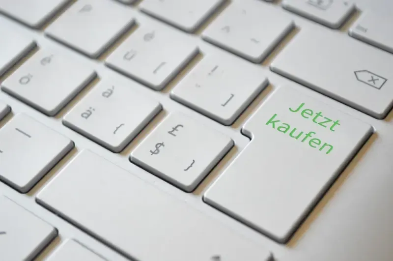 Jakie są różnice między zwrotem a reklamacją?